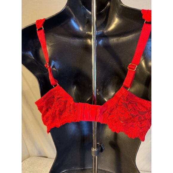 Secret Treasure Womens Red Hot Lacy Underwire Bra Jewel Accent 38C Push Up - Picture 3 of 3